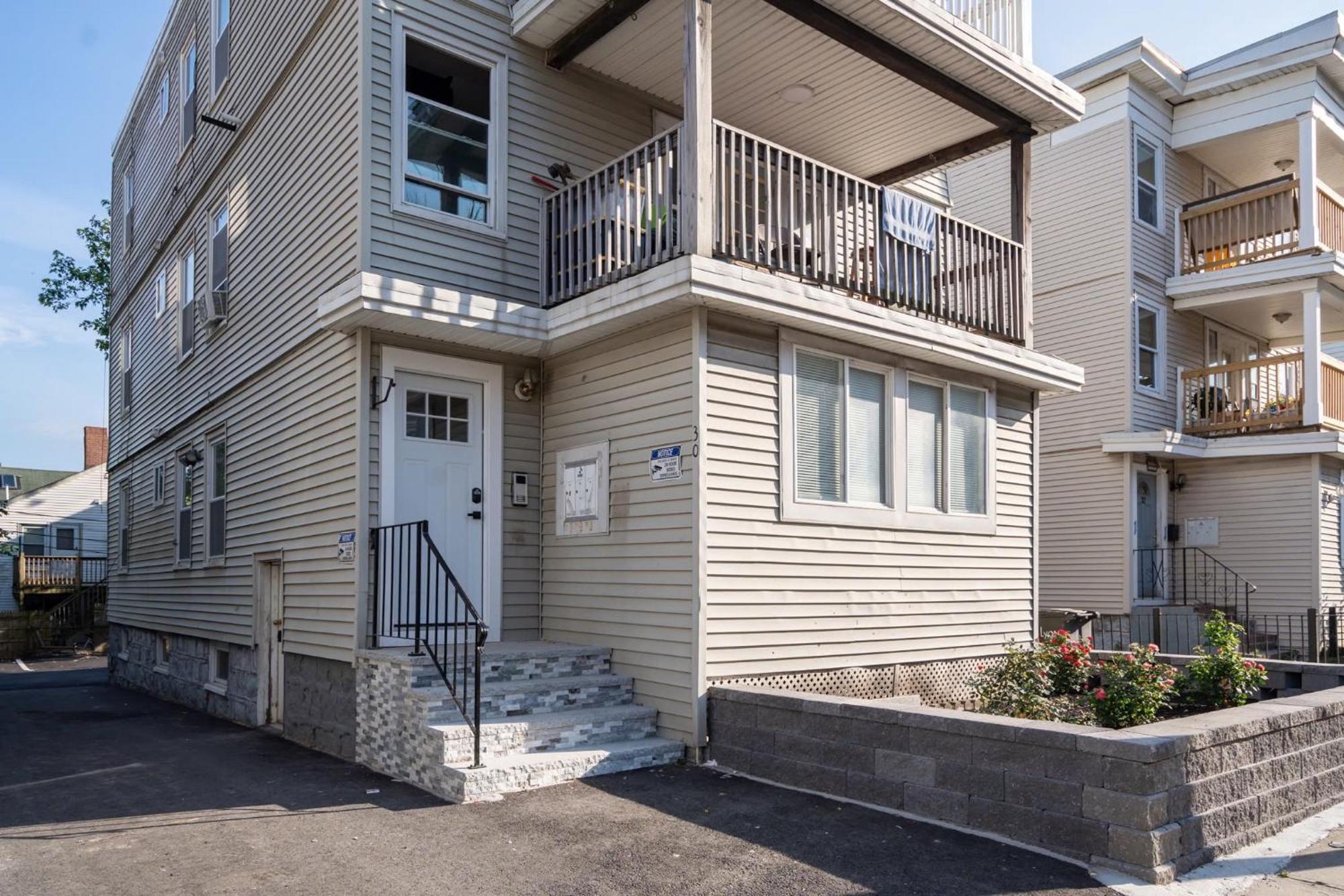 30-1 4Br Boston - Comfortable Apt Near Mbta Bagian luar foto