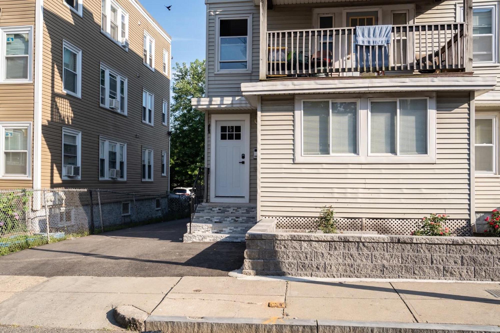 30-1 4Br Boston - Comfortable Apt Near Mbta Bagian luar foto